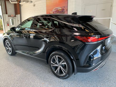 Used 2023 Lexus RX 350 Premium w/ Accessory Package (Z1) AWD/4WD image 6