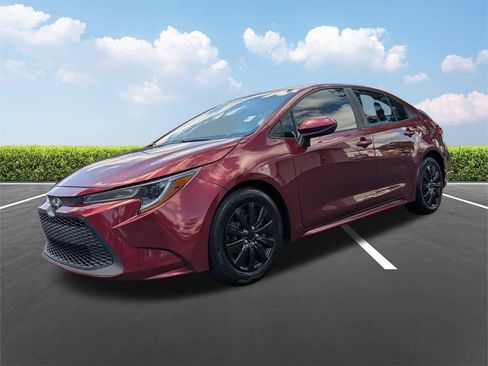 Used 2022 Toyota Corolla LE FWD image 10