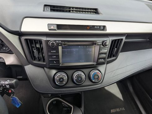 Used 2017 Toyota RAV4 LE FWD image 16
