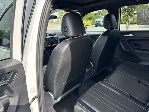 Certified 2023 Volkswagen Tiguan SE R-Line FWD image 25