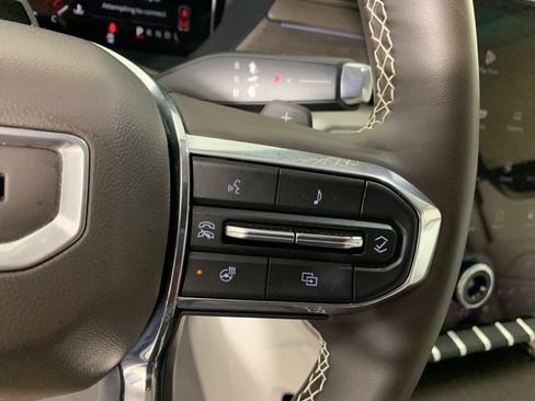 Used 2024 GMC Acadia Denali w/ Super Cruise Package image 26