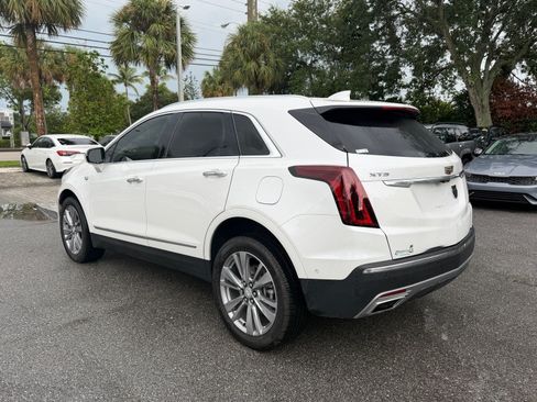 Used 2023 Cadillac XT5 Premium Luxury w/ Technology Package FWD image 5