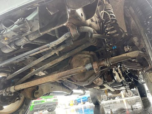 Used 2011 Ford F250 Lariat image 9