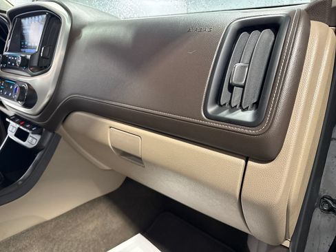 Used 2018 GMC Canyon SLT w/ Driver Alert Package AWD/4WD image 33