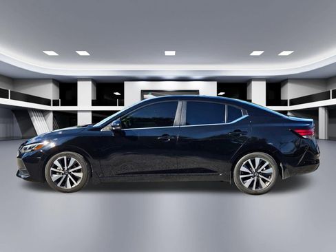 Used 2020 Nissan Sentra SV w/ SV Premium Package FWD image 3