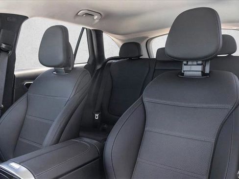 New 2026 Mercedes-Benz GLC 300 4MATIC image 18