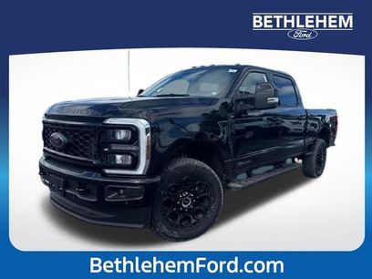 New 2026 Ford F350 Lariat w/ Black Appearance Package
