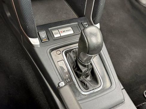 Used 2017 Subaru Forester 2.5i Touring AWD/4WD image 30