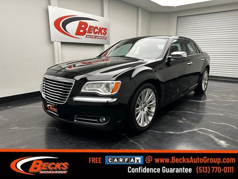 Used 2012 Chrysler 300 C w/ 19-Premium Speaker Group image 1
