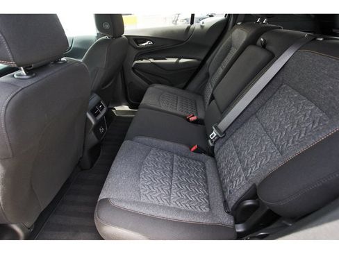 Used 2023 Chevrolet Equinox LT FWD image 7