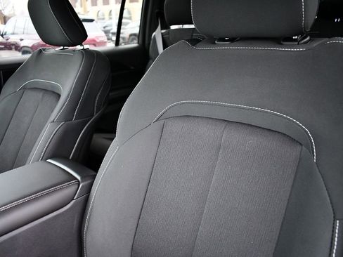 New 2026 Jeep Grand Cherokee L 4WD image 12