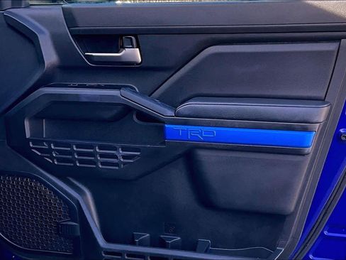 Used 2024 Toyota Tacoma TRD Off-Road image 21