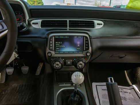 Used 2013 Chevrolet Camaro SS w/ SS Performance Package image 14