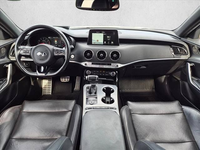 Used 2021 Kia Stinger GT1 RWD image 16