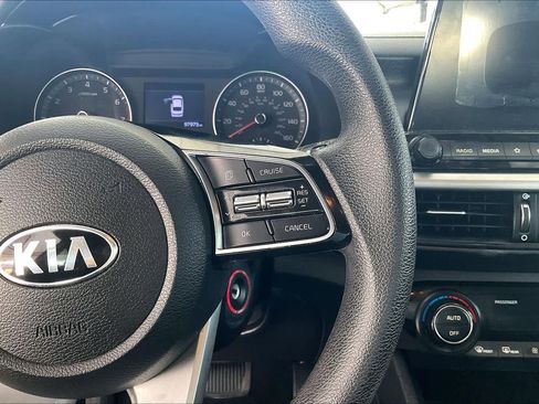 Used 2019 Kia Forte LXS image 23