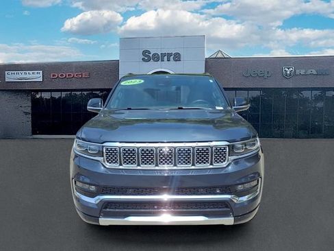 Used 2023 Jeep Grand Wagoneer L Series III AWD/4WD image 2