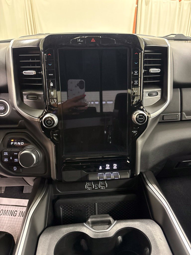New 2026 RAM 1500 Big Horn AWD/4WD image 12