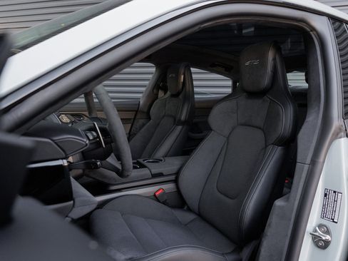 New 2025 Porsche Taycan GTS image 5