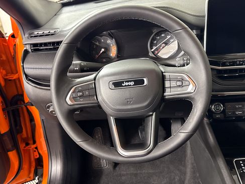 New 2026 Jeep Compass Latitude AWD/4WD image 16