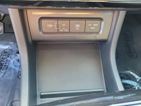 New 2026 Hyundai Tucson Blue SE image 31