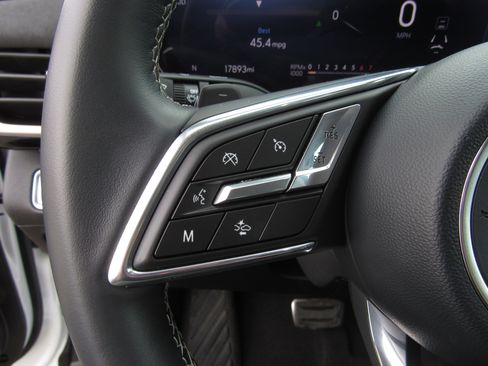 Used 2025 Buick Envision Sport Touring image 24