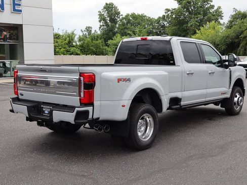 New 2026 Ford F350 Platinum w/ Platinum Plus Package AWD/4WD image 3
