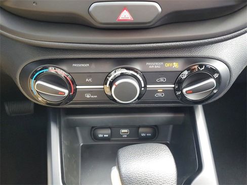 New 2025 Kia Soul LX image 32