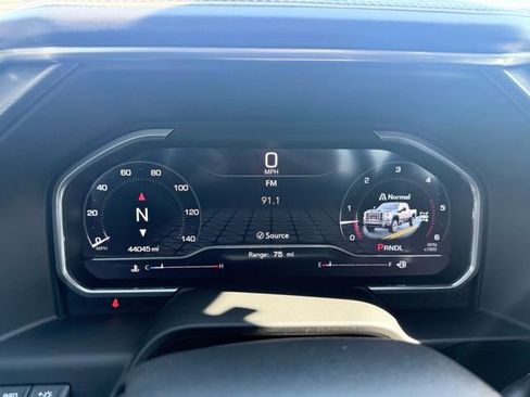 Used 2024 GMC Sierra 2500 Denali Ultimate AWD/4WD image 12