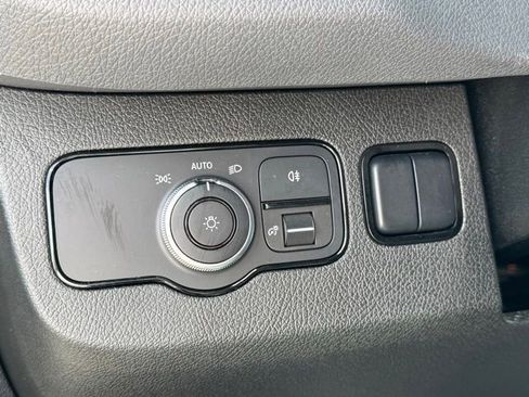 Used 2021 Mercedes-Benz Sprinter 2500 image 23