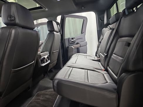 Used 2022 GMC Sierra 1500 Denali w/ Denali Reserve Package AWD/4WD image 17