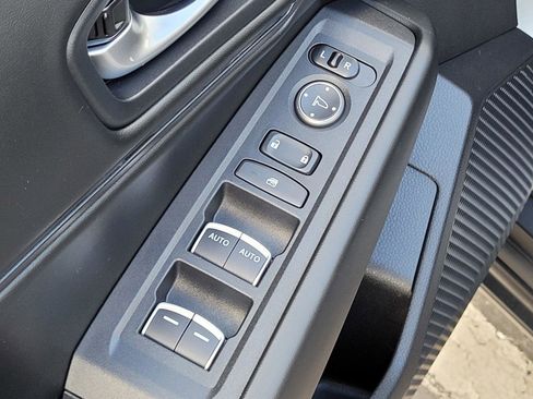 Used 2024 Honda Accord EX image 18