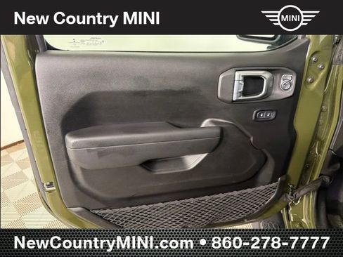 Used 2022 Jeep Wrangler Sport AWD/4WD image 12