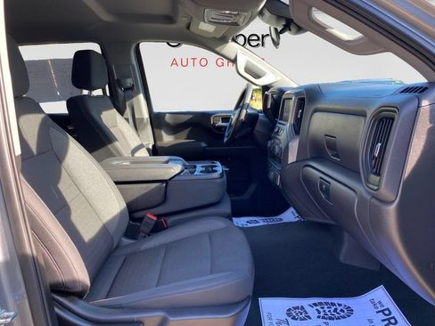 Used 2025 Chevrolet Silverado 1500 Custom Trail Boss w/ LPO, Dark Essentials Package AWD/4WD image 11