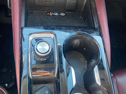 Used 2024 Buick Envision Sport Touring AWD/4WD image 11