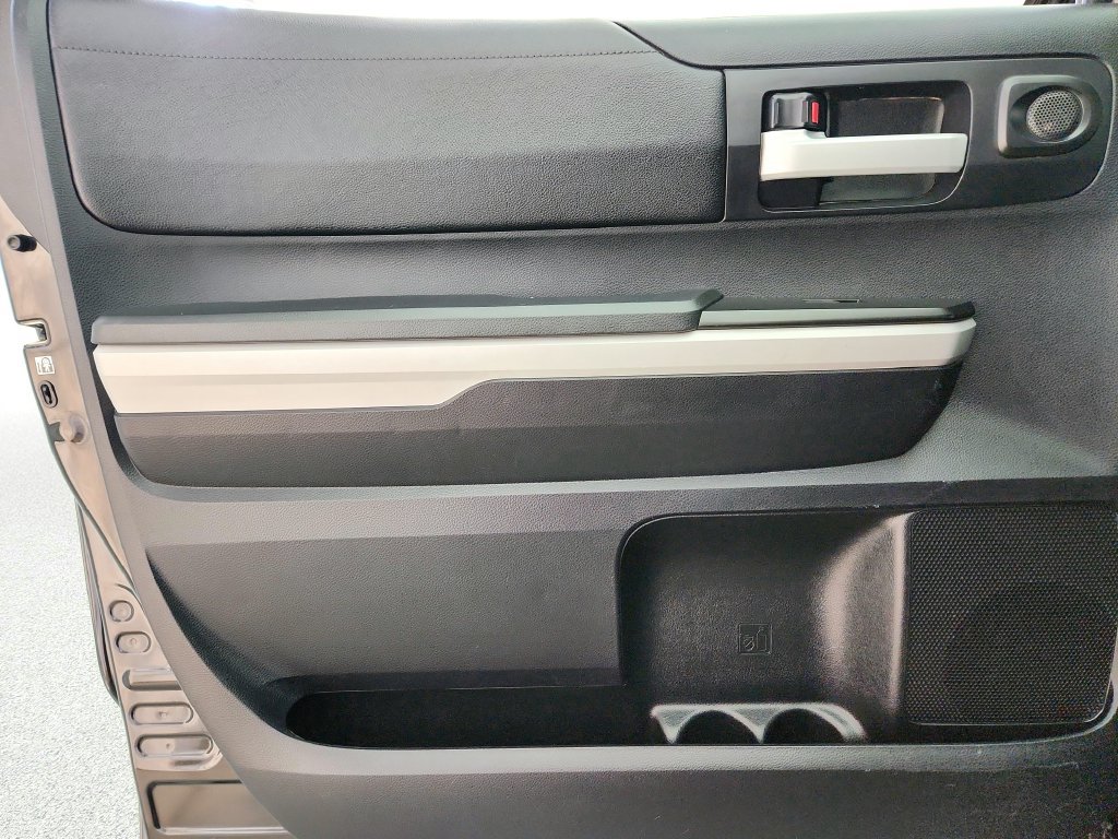 Used 2018 Toyota Tundra SR5 AWD/4WD image 23