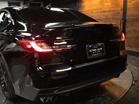 Used 2025 Toyota Camry SE w/ Multimedia Upgrade Package image 6