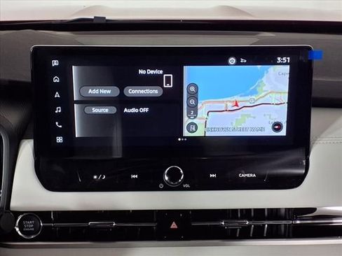 Used 2025 Mitsubishi Outlander SE image 16