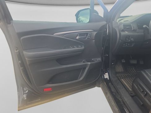 Used 2023 Honda Ridgeline RTL image 12