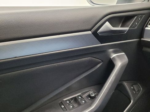 Used 2022 Volkswagen Jetta SE FWD image 27
