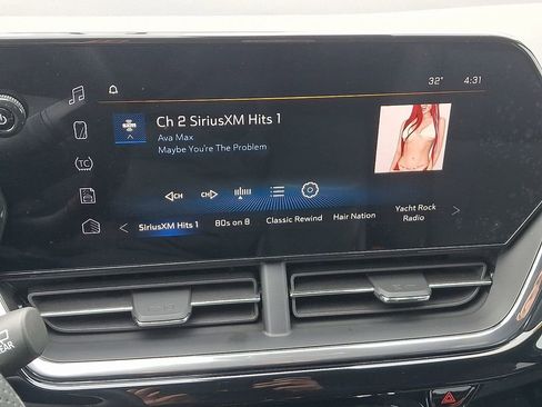 Certified 2025 Chevrolet Trax RS w/ Driver Confidence Package image 17