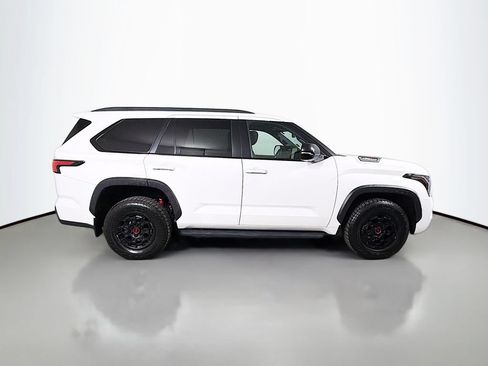 Used 2025 Toyota Sequoia TRD Pro AWD/4WD image 5