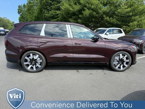 New 2025 Volvo EX90 Ultra image 9