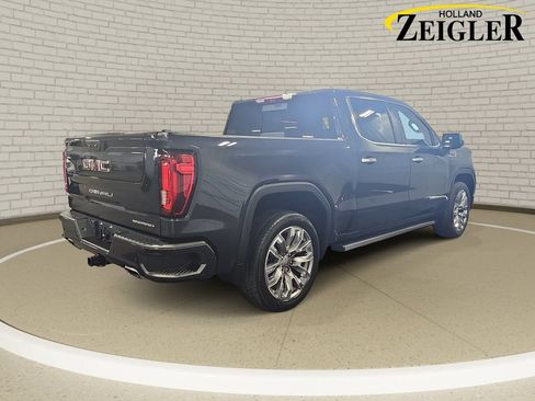 Used 2023 GMC Sierra 1500 Denali w/ Denali Reserve Package AWD/4WD image 5