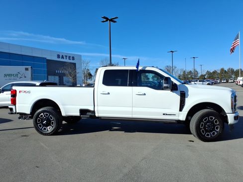 Certified 2025 Ford F350 Platinum image 2