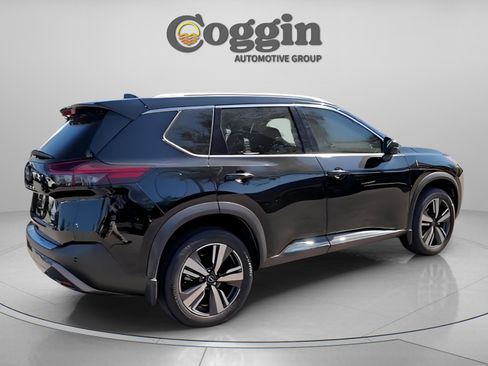 Used 2023 Nissan Rogue SL w/ SL Premium Package image 13