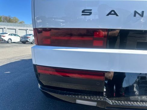 Used 2025 Hyundai Santa Fe Calligraphy image 8