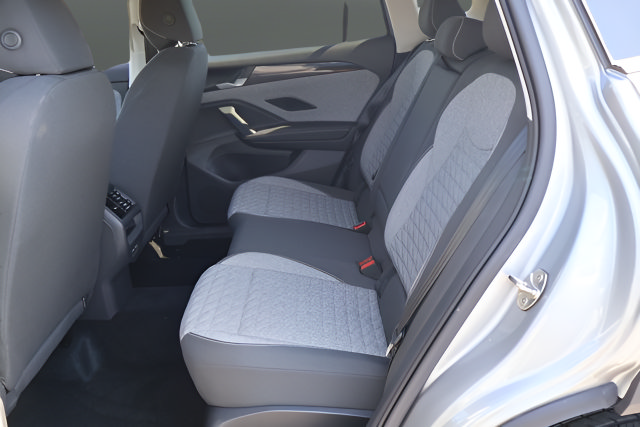 Used 2025 Volkswagen Tiguan S AWD/4WD image 14