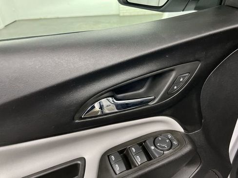 Certified 2023 Chevrolet Equinox LS image 22