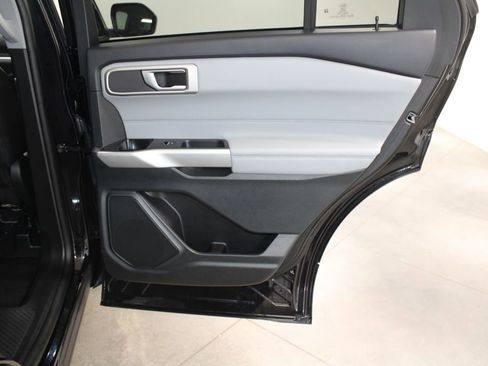 Used 2023 Ford Explorer XLT w/ Equipment Group 202A image 38