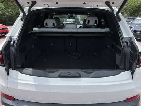 Used 2024 BMW X5 xDrive40i w/ Premium Package AWD/4WD image 32